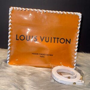Louis Vuitton Shopping Bag